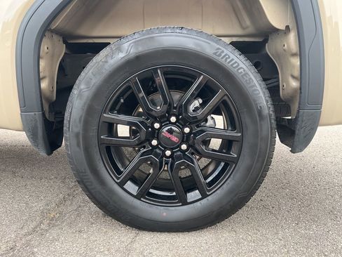 Used 2022 GMC Sierra 1500 Elevation image 15