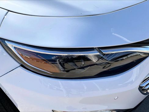 Used 2020 Chevrolet Malibu LS image 24