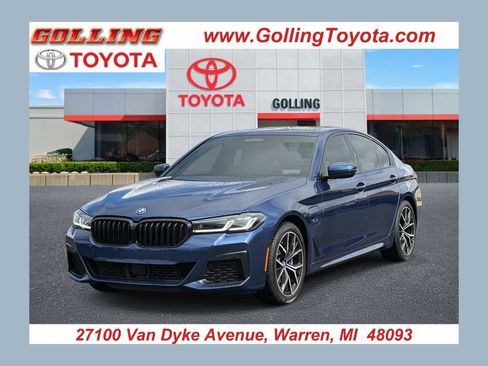 Used 2023 BMW 530e xDrive w/ Executive Package AWD/4WD image 1