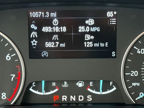 Used 2021 Ford EcoSport SE w/ SE Convenience Package image 16