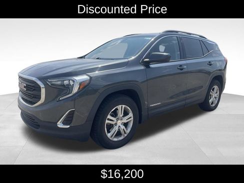 Used 2019 GMC Terrain SLE w/ Driver Convenience Package AWD/4WD image 3
