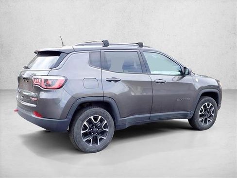 Used 2020 Jeep Compass Trailhawk AWD/4WD image 8