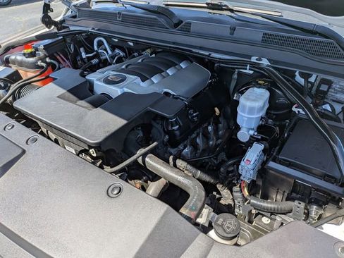 Used 2020 Cadillac Escalade Platinum image 45