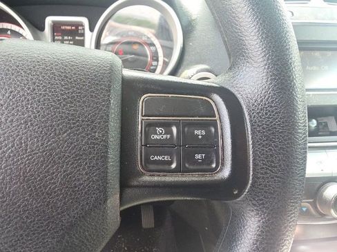 Used 2018 Dodge Journey SE FWD image 8