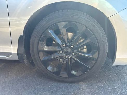 Used 2015 Honda Accord Sport image 4
