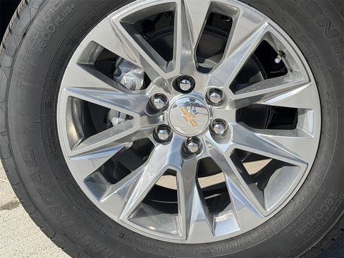 New 2026 Chevrolet Tahoe Premier image 9