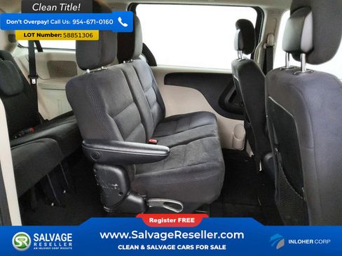 Used 2014 Dodge Grand Caravan American Value Package FWD image 15