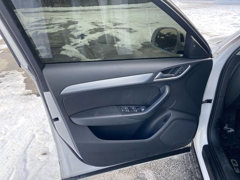 Used 2016 Audi Q3 2.0T Premium Plus image 11