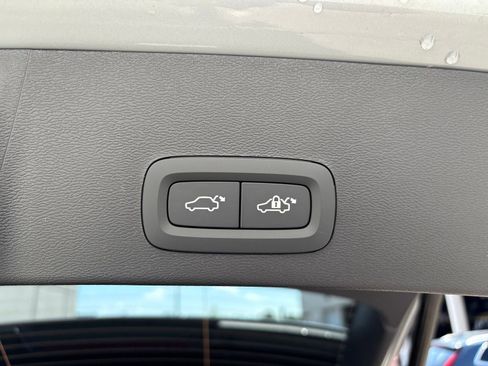 New 2026 Volvo XC40 B5 Plus w/ Protection Package Premier image 29