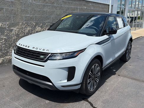 Used 2025 Land Rover Range Rover Evoque S AWD/4WD image 40