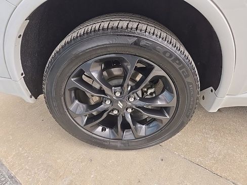 Used 2023 Dodge Durango GT image 21