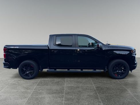 Certified 2023 Chevrolet Silverado 1500 RST w/ Redline Edition AWD/4WD image 6