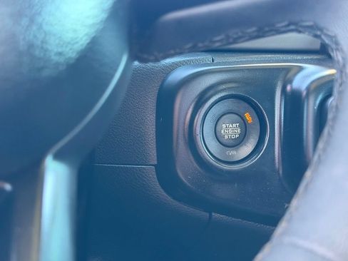 Used 2023 Jeep Wrangler Unlimited Sport AWD/4WD image 20