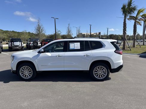 Used 2024 GMC Acadia Denali image 6