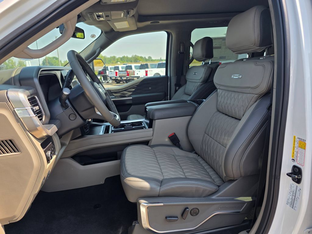 New 2026 Ford F350 Platinum w/ Platinum Plus Package AWD/4WD image 4