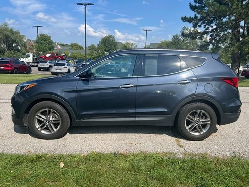 Used 2017 Hyundai Santa Fe Sport AWD/4WD image 2
