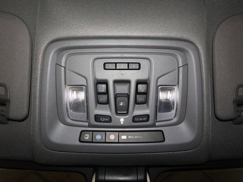 Certified 2021 GMC Sierra 3500 Denali w/ Denali Ultimate Package image 33