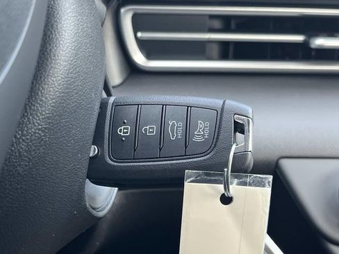 New 2026 Hyundai Elantra SE FWD image 29