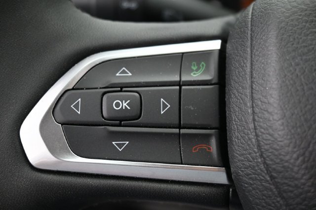 Used 2023 Jeep Compass Limited w/ Elite Group AWD/4WD image 16