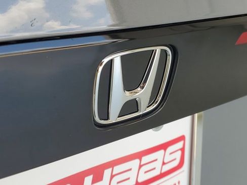 Used 2025 Honda Accord SE image 9