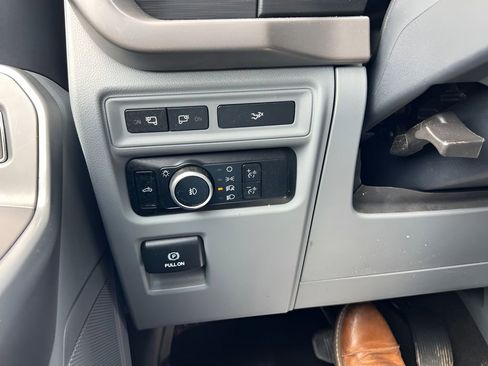 Used 2024 Ford F150 XLT w/ Equipment Group 302A MID AWD/4WD image 31