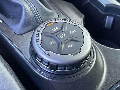 Used 2022 Ford Bronco Badlands image 37