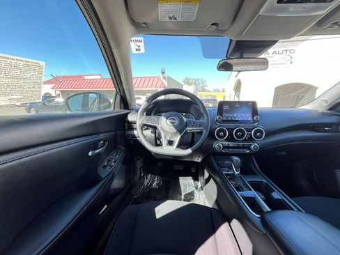 Used 2025 Nissan Sentra SV image 32