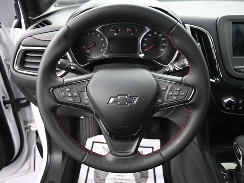 Used 2023 Chevrolet Equinox RS FWD image 10