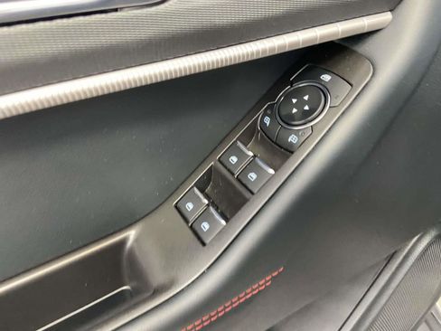 Used 2025 Ford Explorer ST-Line AWD/4WD image 19
