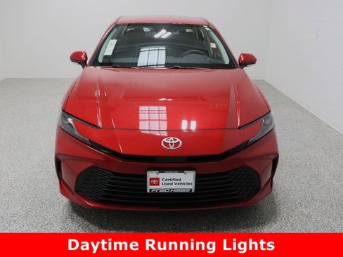 Certified 2025 Toyota Camry LE image 3