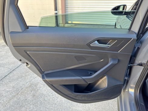 Used 2019 Volkswagen Jetta GLI Autobahn FWD image 37