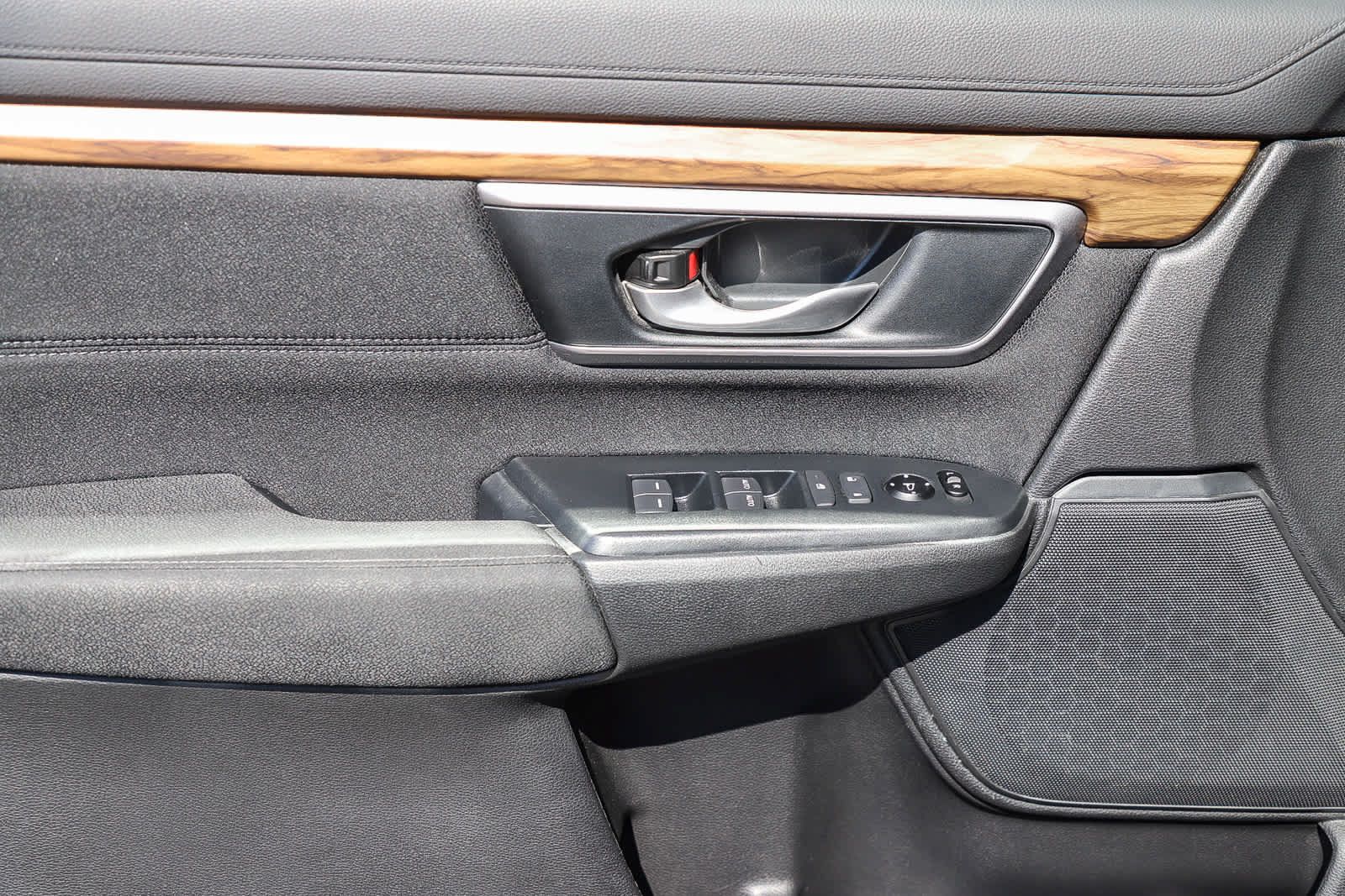 Used 2018 Honda CR-V EX image 21