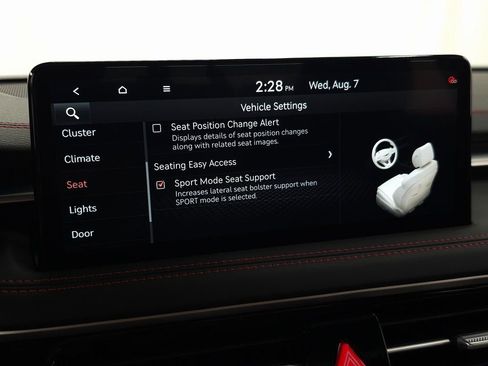 Used 2025 Genesis G70 3.3T Advanced image 19