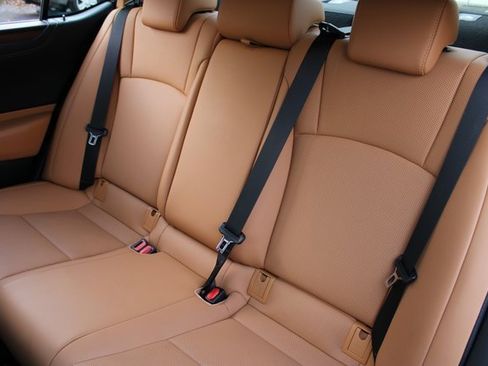 Used 2023 Lexus ES 350 w/ Premium Package image 12