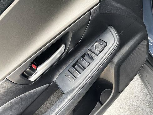 Certified 2025 Toyota Grand Highlander FWD image 10