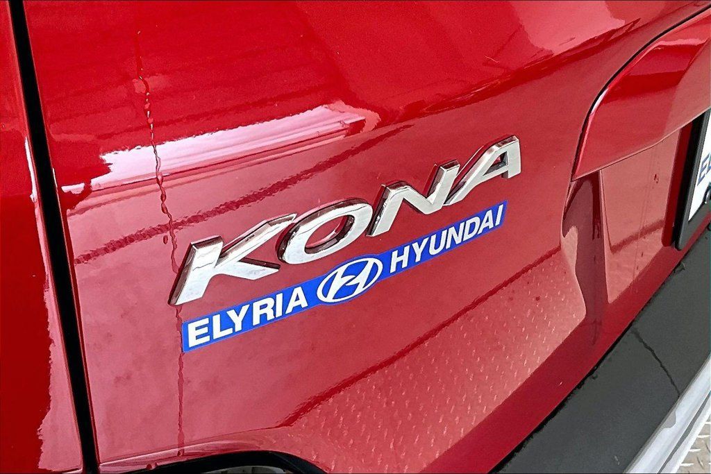 Used 2023 Hyundai Kona SEL w/ Cargo Package AWD/4WD image 32