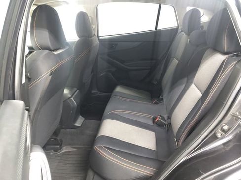 Used 2019 Subaru Crosstrek 2.0i Premium w/ Moonroof Package image 26