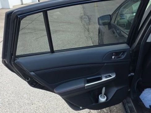 Used 2017 Subaru Crosstrek 2.0i Premium w/ Popular Package #2 image 18