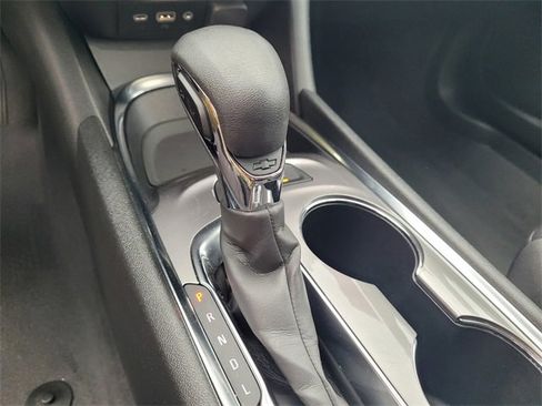 Used 2024 Chevrolet Malibu LT image 21