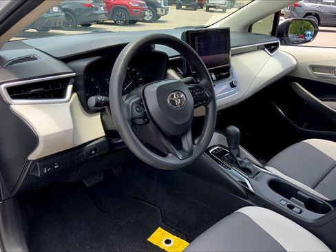 Used 2024 Toyota Corolla LE FWD image 17