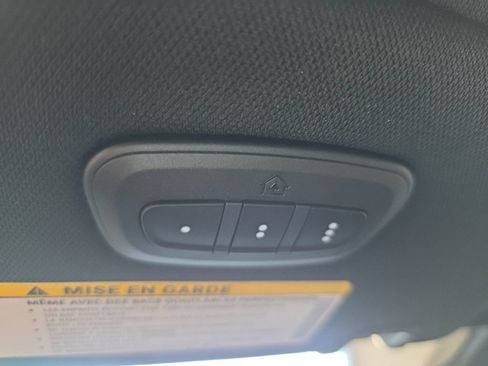 New 2026 Chrysler Pacifica Select AWD/4WD image 23