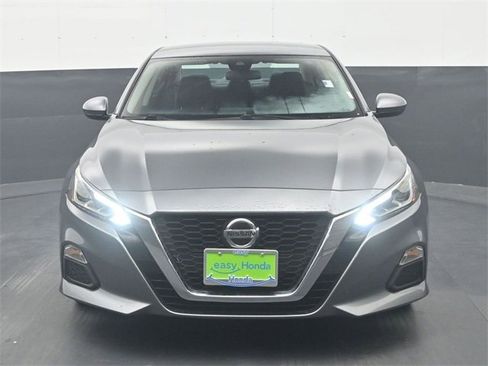 Used 2022 Nissan Altima 2.5 SV image 3