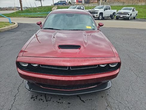 Used 2019 Dodge Challenger R/T image 4