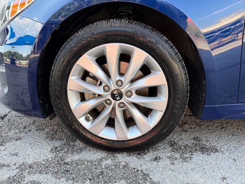 Used 2017 Kia Optima LX w/ Option Group 014 FWD image 36