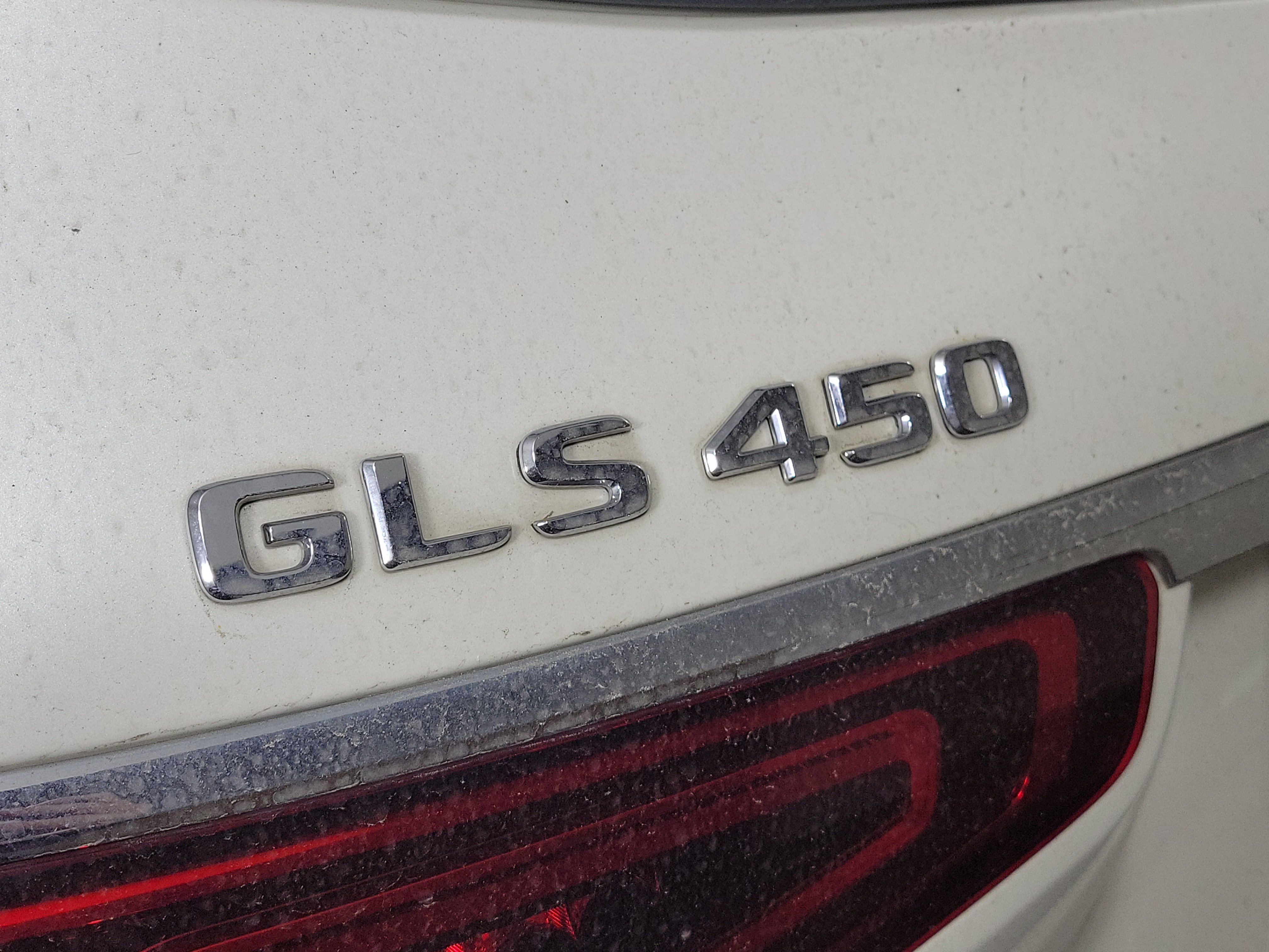 Used 2023 Mercedes-Benz GLS 450 4MATIC image 7