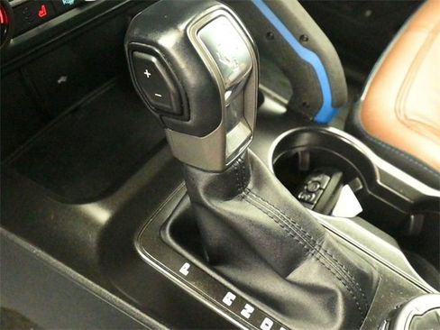 Certified 2022 Ford Bronco Outer Banks w/ Sasquatch Package image 18