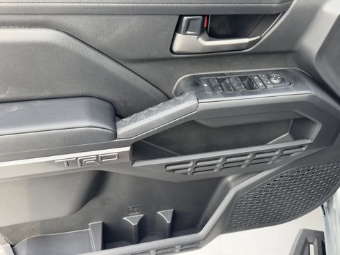 New 2026 Toyota Tacoma TRD Off-Road image 18