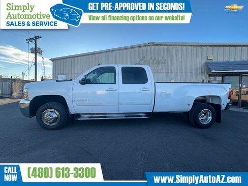 Used 2007 Chevrolet Silverado 3500 LTZ w/ EZ-Lift Tailgate Package image 6