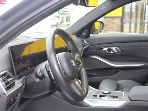 Used 2023 BMW M340i xDrive AWD/4WD image 23