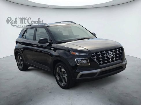 Certified 2024 Hyundai Venue SEL FWD image 7